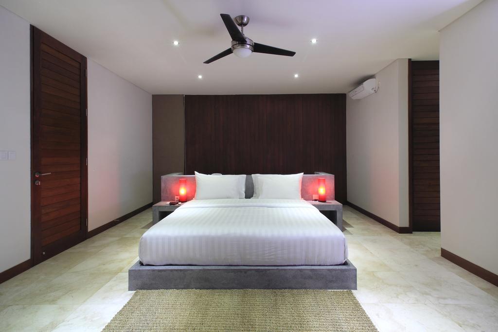 Bale Mandala Villas Senggigi Værelse billede